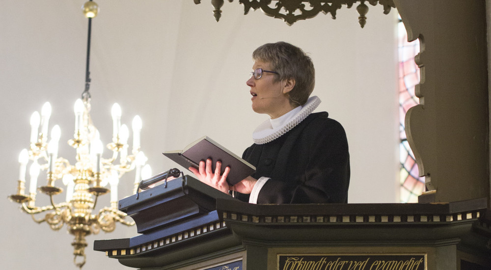 Før reformationen foregik gudstjenesten ikke på menighedens modersmål